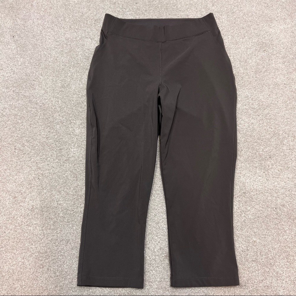 Columbia Women’s Brown Omni Shield Brown Capri Pants Size Medium